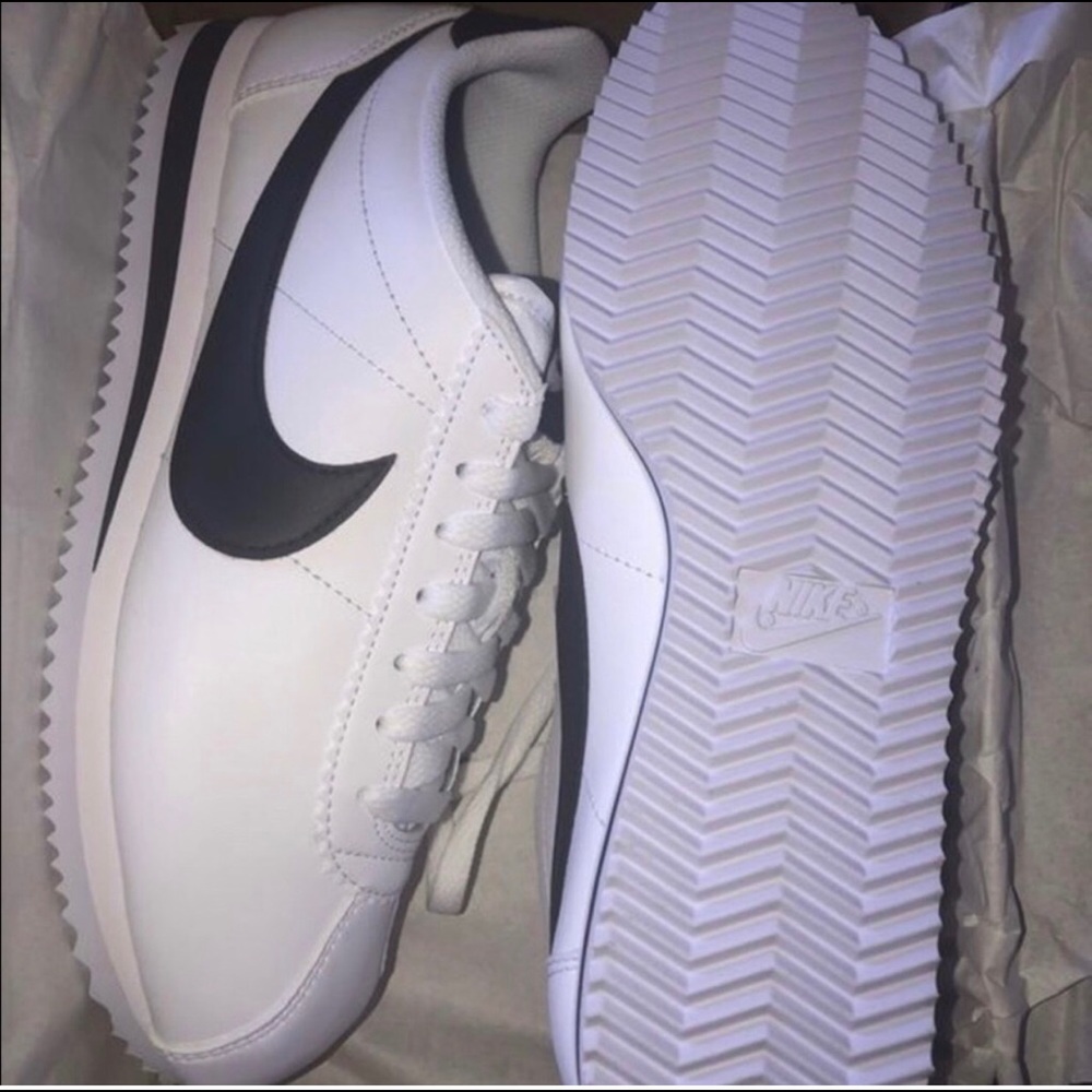 WOMEN NIKE CORTEZ
